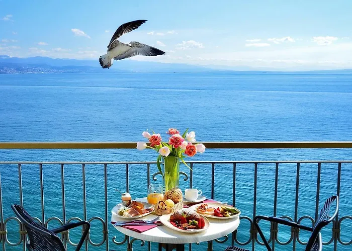Hotel Savoy